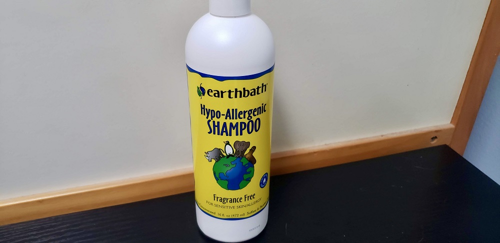 Earthbath Hypoallergenic Dog & Cat Shampoo