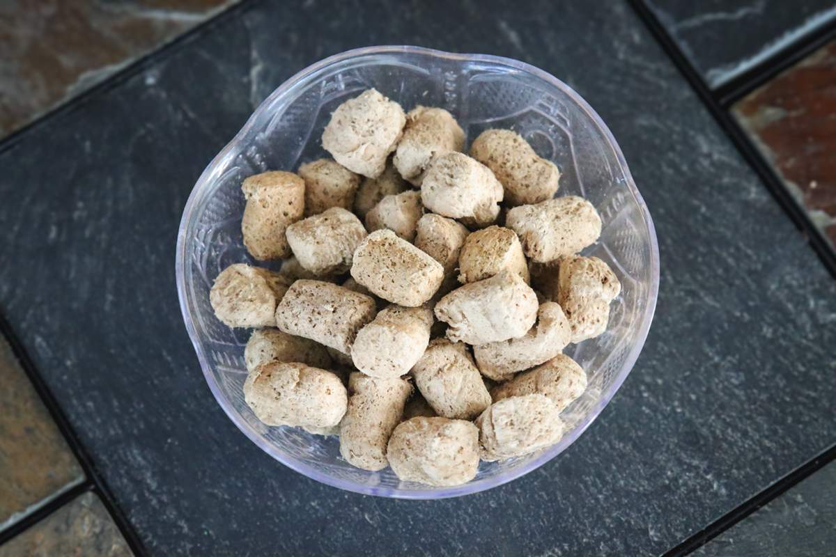 freeze fried cat food