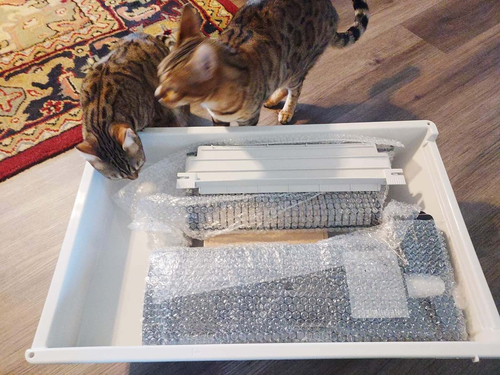 Pet Zone - Smart Scoop Automatic Self-Cleaning Cat Litter Box